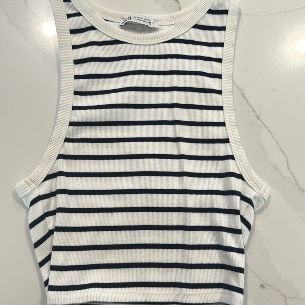 Ribbed Tank